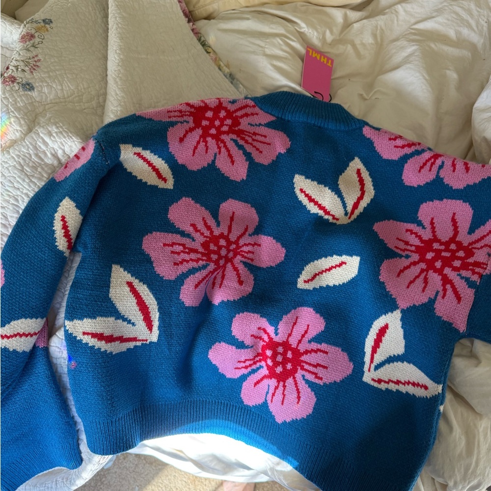 THML Sweater NWT - Picture 3 of 13